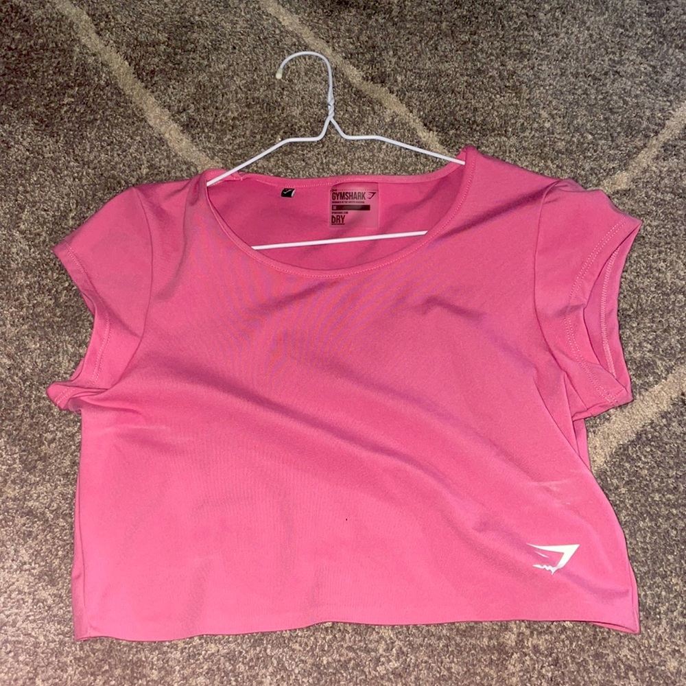 gym shark workout tee